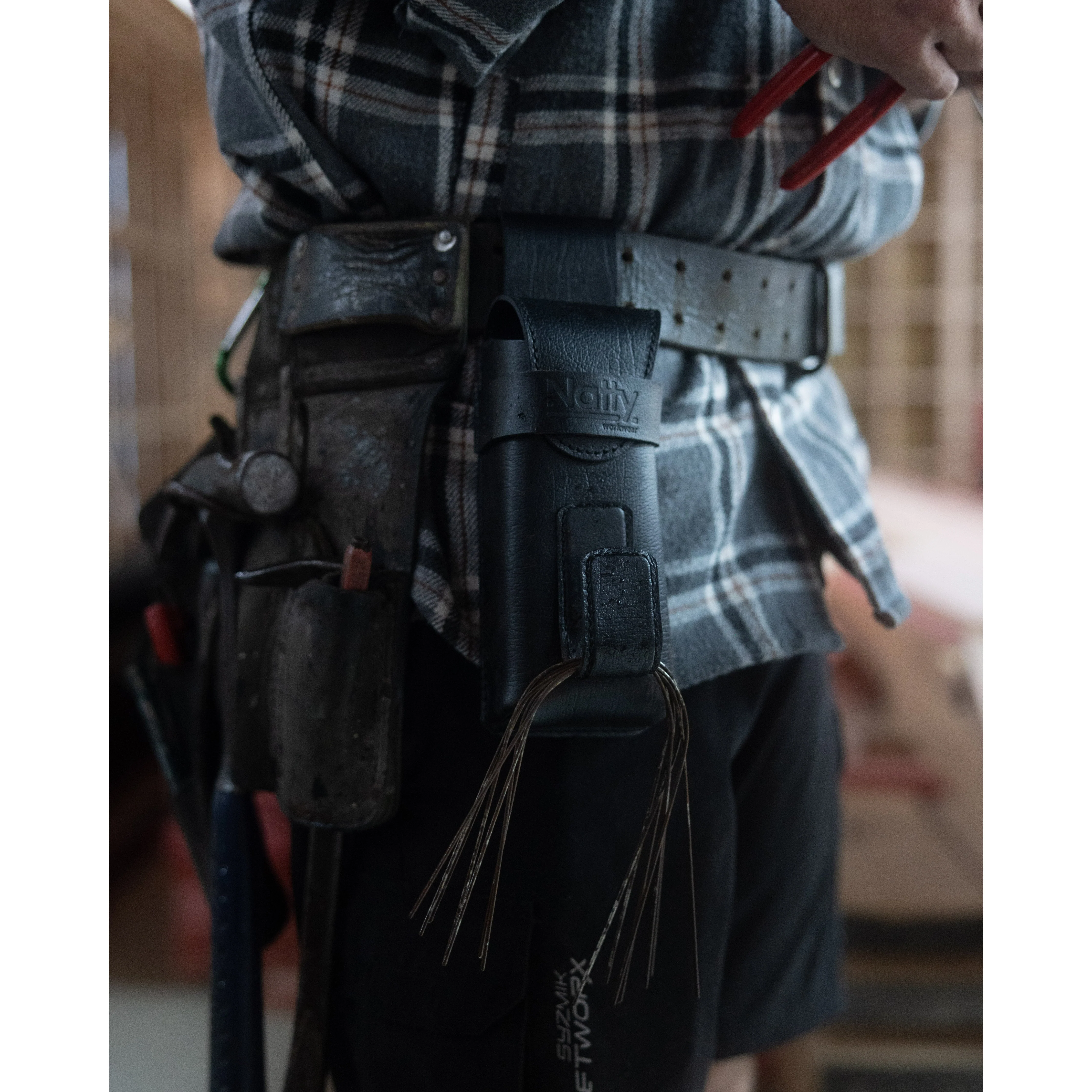 The Hanger - Black - Image 4